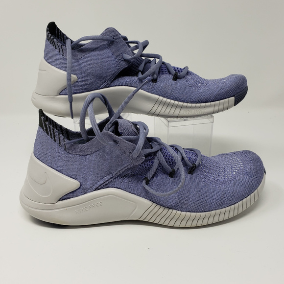 nike training tr flyknit trainers in purple